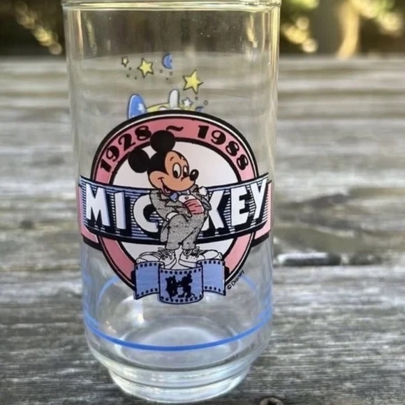 Disney Mickey Mouse 1940 Fantasia Glass Cup Glass - Picture 2 of 5